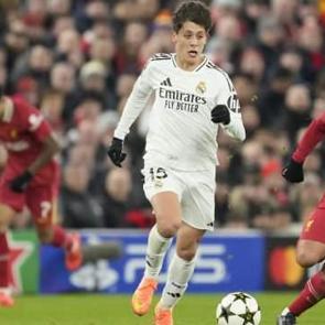 Arda G&uuml;ler Anfield'da kaybetti! Liverpool 5'te 5 yaptı