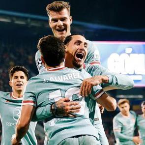 Atletico Madrid'den g&ouml;vde g&ouml;sterisi! 