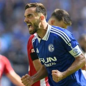 B&uuml;y&uuml;k s&uuml;rpriz! S&uuml;per Lig devi Kenan Karaman'a talip oldu!