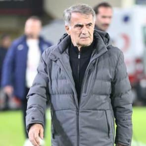 Şenol G&uuml;neş, hakem kararlarındaki standartsızlığa tepki g&ouml;sterdi