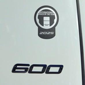 Tesla'ya dev rakip! Mercedes eActros 600 &uuml;retime alındı