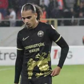 1. Lig ekibinde s&uuml;rpriz ayrılık! Resmen a&ccedil;ıklandı