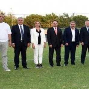 1. Lig ekibinde y&ouml;netim 'birleşme' i&ccedil;in istifa etti!