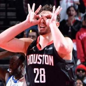 Alperen Şeng&uuml;n şov yaptı! Rockets, Warriors'u son saniyelerde yıktı