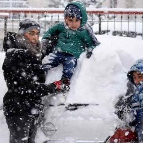 Birçok ilçede okullar tatil edildi