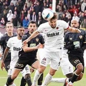 11 ma&ccedil;tır yenilmeyen Bandırmaspor zirveye oturdu