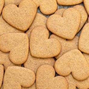 Kışın vazgeçilmezi: Zencefilli Tarçınlı Kış Kurabiyesi