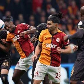 Mest oldular! D&uuml;nya, S&uuml;per Lig'deki 7 goll&uuml; futbol ş&ouml;lenini konuşuyor