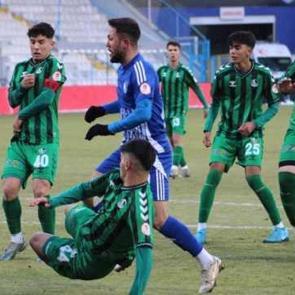 Sakarya'yı saf dışı bırakan Erzurum gruplarda!