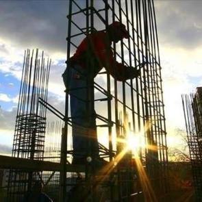 Bakanlık duyurdu: Müteahhitlerin mali yeterlik kriterleri artırılacak