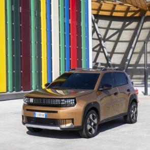 FIAT Grande Panda Hybrid T&uuml;rkiye&rsquo;de satışa sunuldu: İşte fiyatı ve &ouml;zellikleri