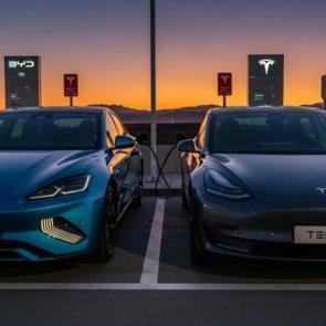 Bir devir kapandı! Elektrikli ara&ccedil;ta zirve el değiştirdi!