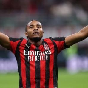 İtalyanlar duyurdu! Fenerbah&ccedil;e'den Nkunku i&ccedil;in kul&uuml;p tarihine ge&ccedil;ecek bonservis