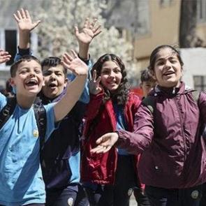 &Ouml;ğrencilere m&uuml;jde: 81 ilde tatil olacak