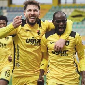 İstanbulspor evinde 4 golle kazandı!