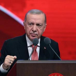 Son Dakika... Erdoğan'dan Mehmet&ccedil;ik'e yeni yıl mesajı: Ter&ouml;re m&uuml;saade etmeyeceğiz