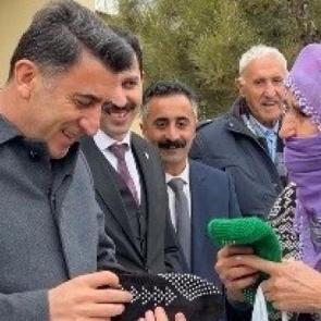 Tunceli'de y&uuml;rekleri ısıtan buluşma