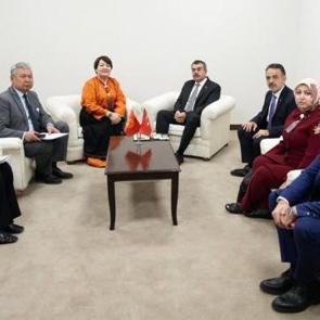 Bakan Tekin, Kırgızistan Eğitim ve Bilim Bakanı'yla g&ouml;r&uuml;şt&uuml;