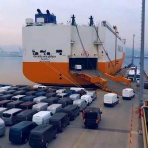 Binek otomobil ihracatçıları İtalya'da gaza bastı