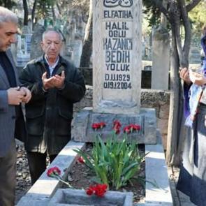 Kazancı Bedih mezarı başında anıldı