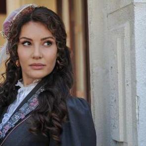 Kızılcık Şerbeti 'Işıl' Ece İrtem kimdir ve nerelidir? Ece İrtem dizileri