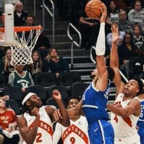 NBA'de Bucks'tan &uuml;st &uuml;ste 3. galibiyet