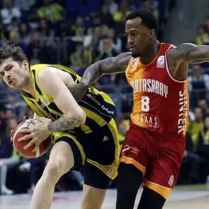 Potada derbi heyecanı: Galatasaray-Fenerbah&ccedil;e