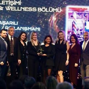 Sanovel Golden Pulse Awards&rsquo;ta &ldquo;Yılın En Başarılı Lansmanı&rdquo; &ouml;d&uuml;l&uuml;ne layık g&ouml;r&uuml;ld&uuml;