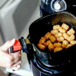 Airfryer&rsquo;da pişirilmemesi gereken 2 yiyecek: Kanser tehlikesi!