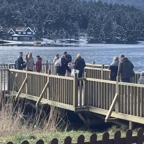 Araba park edecek yer kalmadı: Günübirlikçiler doğayı seçti