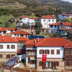 Bir kere giden bir daha kopamıyor: K&ouml;y&uuml;n sırrı ne? 