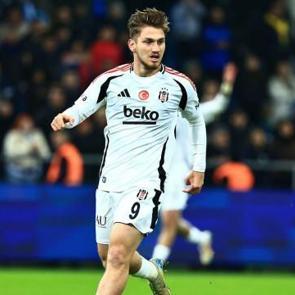 Beşiktaş'tan yedek kul&uuml;besine hapsolan Semih i&ccedil;in &ccedil;ılgın beklenti!