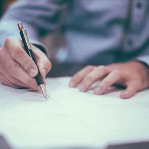 İş yeri sahibi-kiracı anlaşmazlığı 'kirada artış ve 2 yıl sonra tahliye' şartıyla &ccedil;&ouml;z&uuml;ld&uuml;