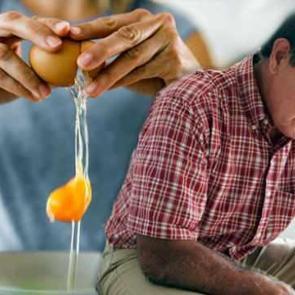 Yumurta t&uuml;ketimi alzheimer riskini azaltabilir: Bilimsel olarak kanıtlandı! 