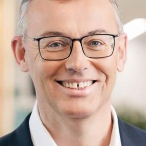 Peugoet'da CEO'luk koltuğuna Alain Favey oturdu!