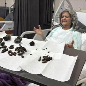 Zonguldak'ta 92 yaşındaki kadının midesinden &ccedil;ıkanlar şoke etti 