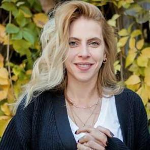 Oyuncu Melis İşiten &ouml;l&uuml;m haberini duyurdu! "Acı kaybımız..."