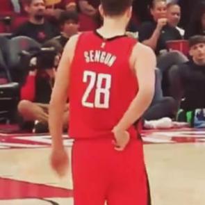 Rockets ko&ccedil;u Udoka a&ccedil;ıkladı! Alperen Şeng&uuml;n'de All-Star &ouml;ncesi korkutan sakatlık