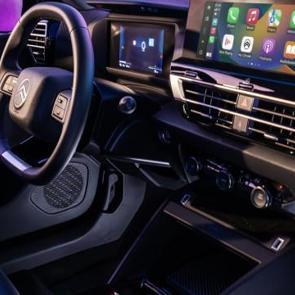 Yeni tasarımıyla dikkat çeken Citroen C4 ve C4 X Türkiye'de! İşte fiyatı