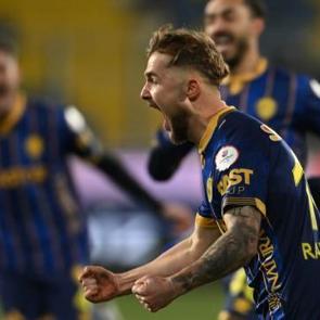 Ankarag&uuml;c&uuml; evinde Bandırmaspor'a gol yağdırdı!