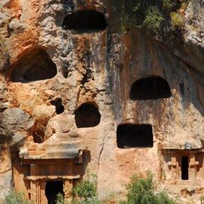 Ege&rsquo;de keşfedilmeyi bekleyen 6 antik kent!