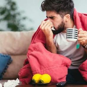 Ne yaparsam yapayım ge&ccedil;miyor diyenlere! &Uuml;st solunum yolu enfeksiyonunun kesin tedavisi