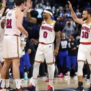 Curry'nin 56 sayısıyla Warriors'tan &uuml;st &uuml;ste 5. galibiyet