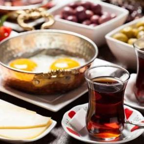 Sahurda hafif ve dengeli beslenin! İşte gün boyu tok tutacak besinler