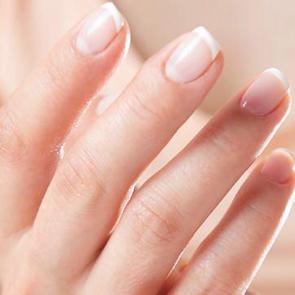 Tırnağınıza bakarak yaşam s&uuml;renizi tespit edebilirsiniz! Eğer &ccedil;ok hızlı uzuyorlarsa...