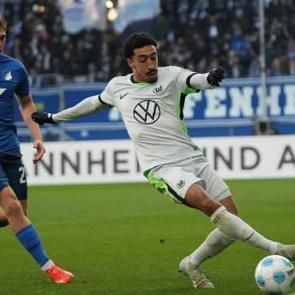 Beşiktaş'a 'sniper' golc&uuml;! Kalecilerin korkulu r&uuml;yası olacak