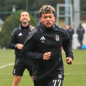 Beşiktaş'ta 1 dakika bile s&uuml;re alamamıştı! Elan Ricardo, Brezilya yolcusu