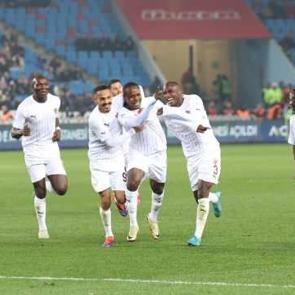 Fırtına'ya soğuk duş! Hatayspor, Trabzonspor'u deplasmanda yıktı