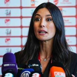 G&ouml;zde Atasoy: Gen&ccedil;lerimiz Avrupa'da devrim yaptı