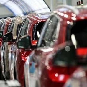 Otomotiv satışlarında düşüş ivmesi sürüyor